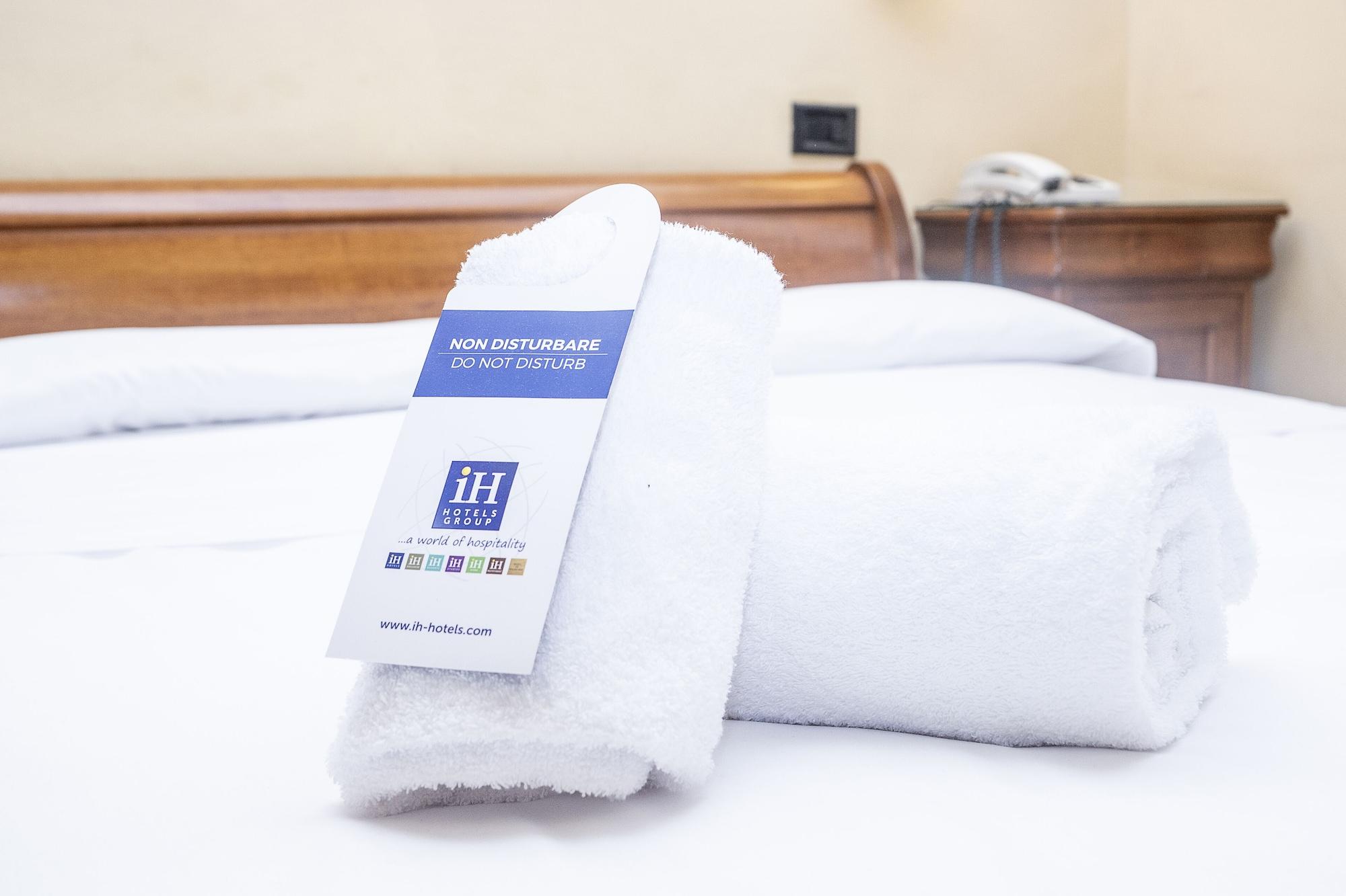 Ih Hotels Firenze Select Luaran gambar
